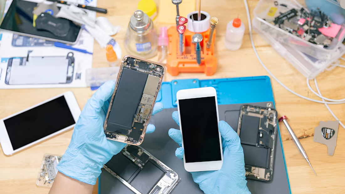 The-Benefits-of-Using-Genuine-Mobile-Parts-for-Repairs Mobile Arcade Ltd