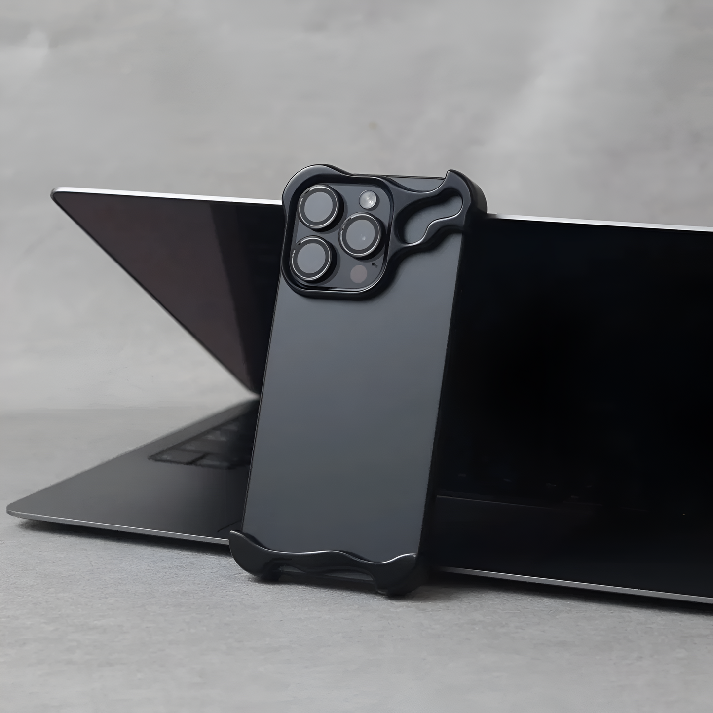 Zinc Alloy Phone Case for iPhone 15 Pro Max - Durable Protective Back Cover